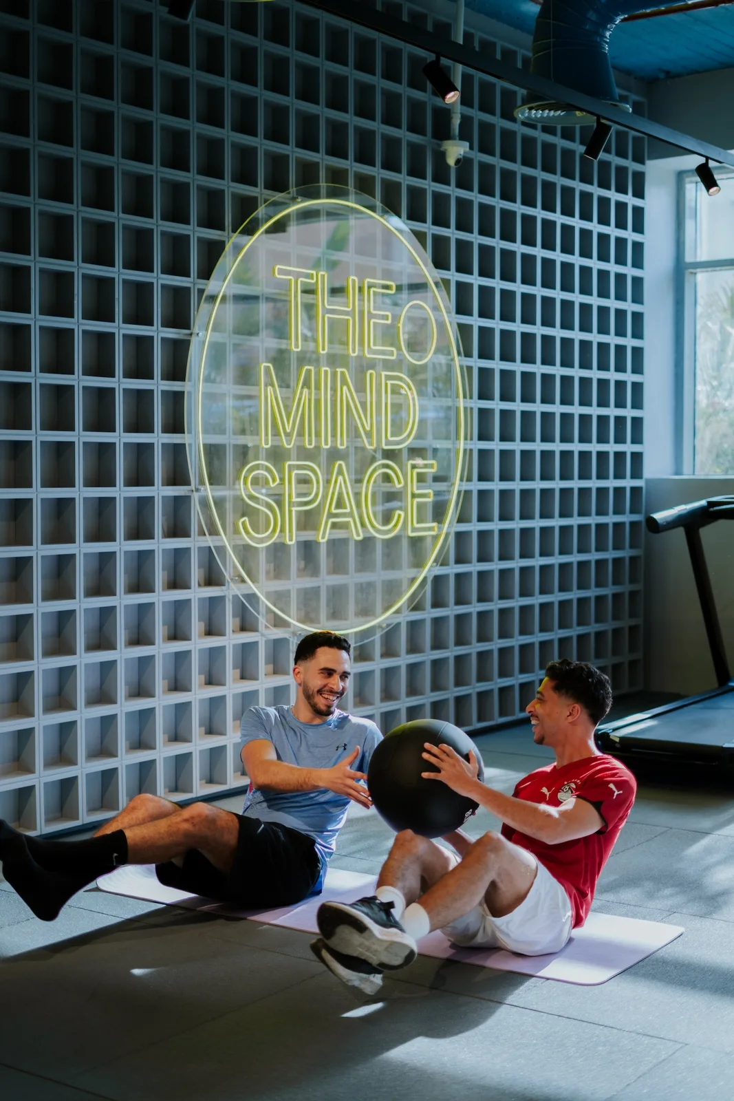 تدريب رياضي داخل مساحة تحمل اسم Mind Space في ذا وينج